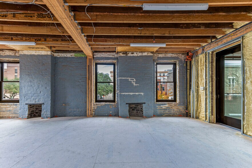 More Photos Of 30-32 Martin Luther King Jr Blvd, Savannah Restaurant For Lease