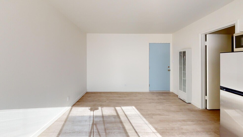 More Photos Of 1024 W 24th St, Los Angeles Apartments For Sale