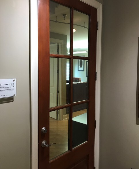 More Photos Of 9030 S Corporate Edge Dr, Germantown Office For Sale