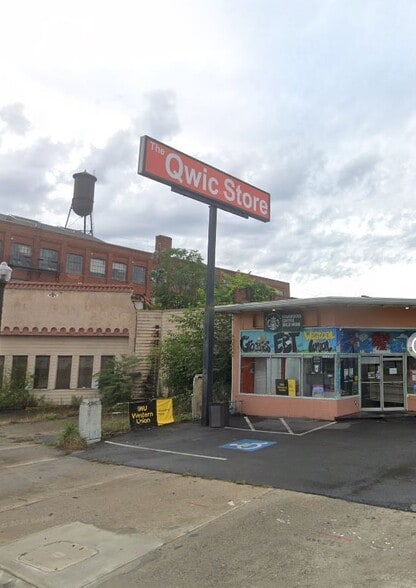 More Photos Of 722 Martin Luther King Jr Blvd, Macon-Bibb Auto Repair For Lease