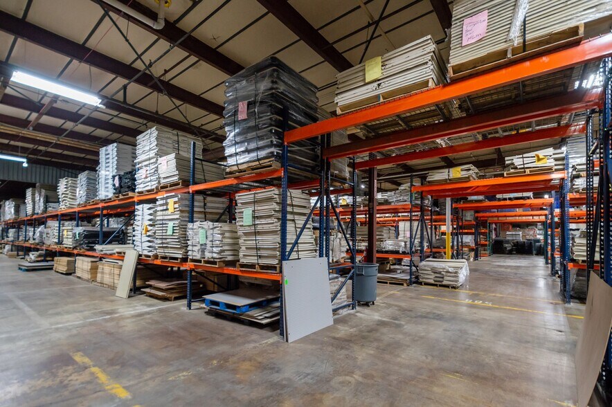 More Photos Of 4241 Brookhill Rd, Baltimore Warehouse For Lease