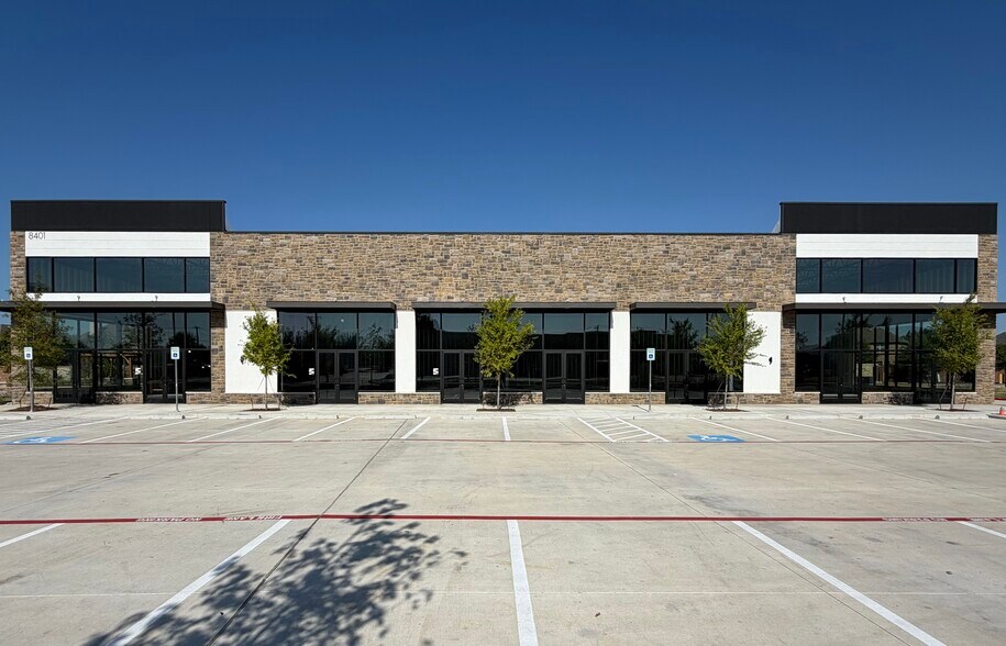 More Photos Of 8401 Judges Way, Frisco Storefront For Lease