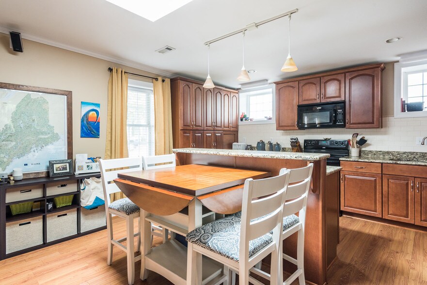 More Photos Of 100-102 N Lombardy St, Richmond Apartments For Sale