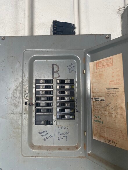 More Photos Of 2126 Collins Ct, Hollywood Refrigeration Cold Storage For Lease