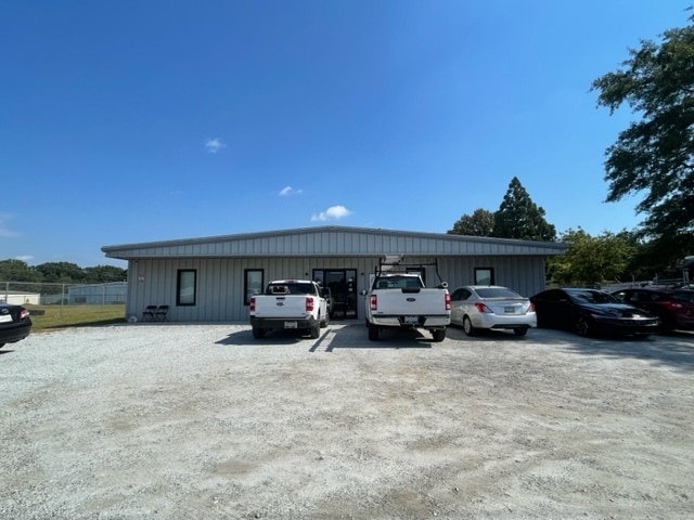 Primary Photo Of 250 Carolina Drive Ext, Roebuck Warehouse For Sale
