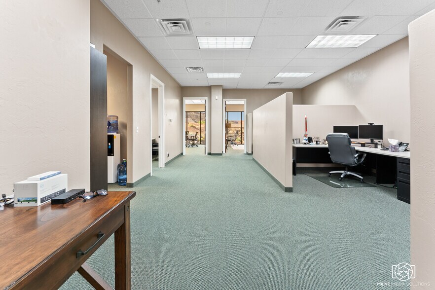 More Photos Of 1173 S 250 W, St George Office Residential For Lease