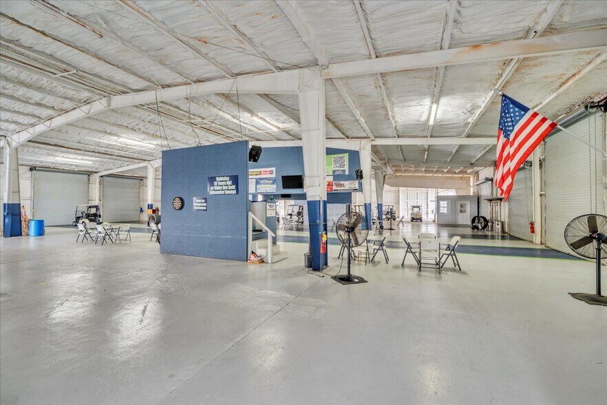 More Photos Of 441 Dunbar Rd, Warner Robins Warehouse For Sale