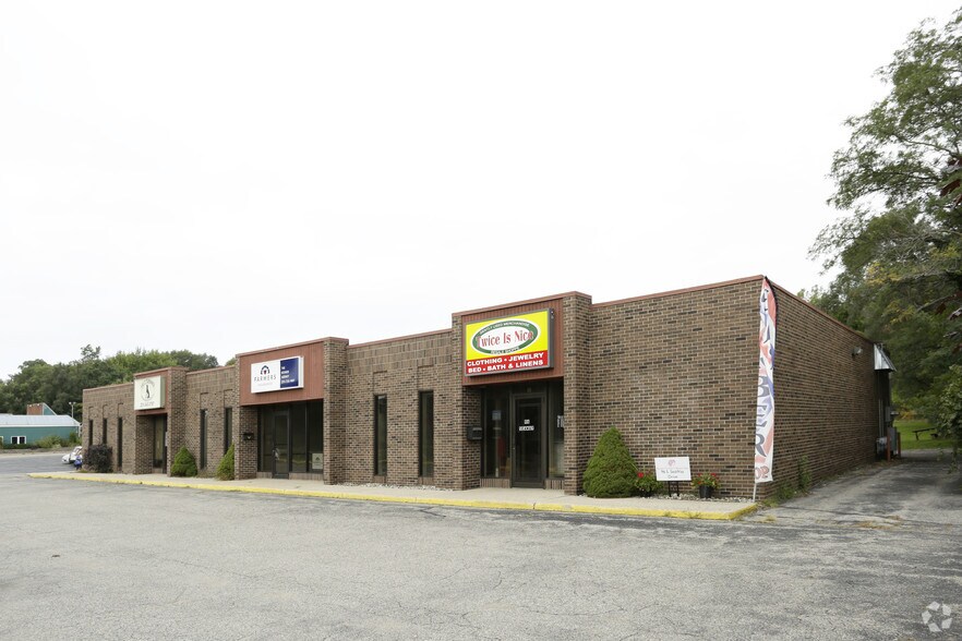 More Photos Of 90-96 Seaway Dr, Muskegon Medical For Sale