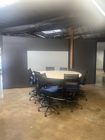 More Photos Of 1025 Goodale Blvd, Columbus Warehouse For Lease