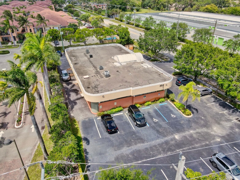More Photos Of 3537 Forest Hill Blvd, West Palm Beach Medical For Lease