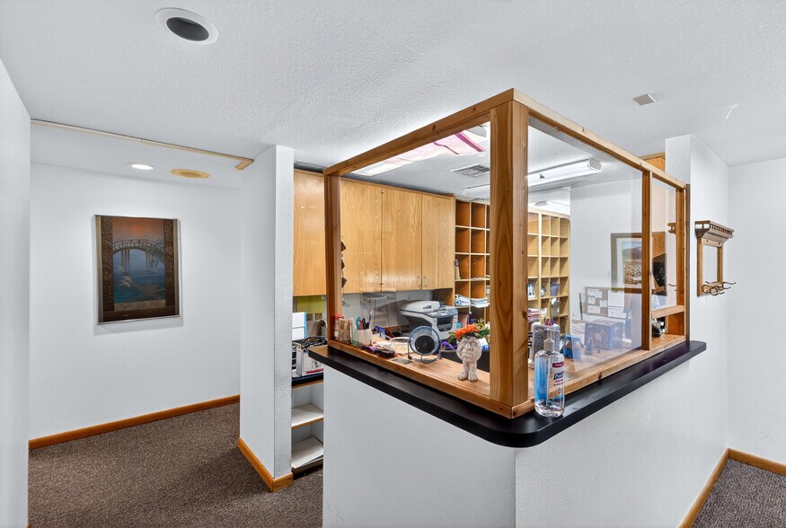 More Photos Of 950 W Ironwood Dr, Coeur d'Alene Medical For Sale