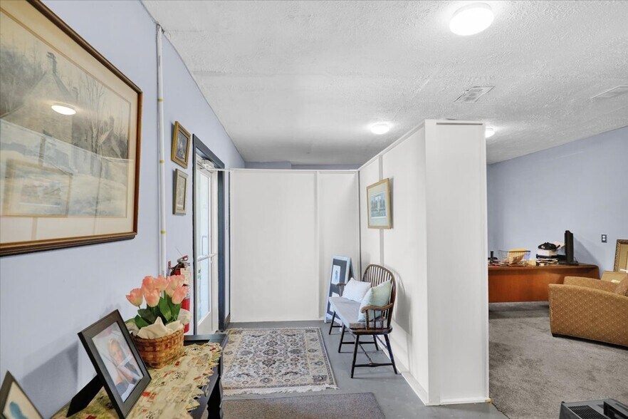 More Photos Of 318 State St, Pottstown Freestanding For Sale