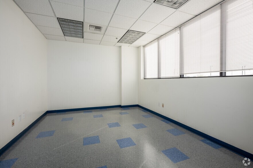 Photo of 1st Floor Ste Bay E