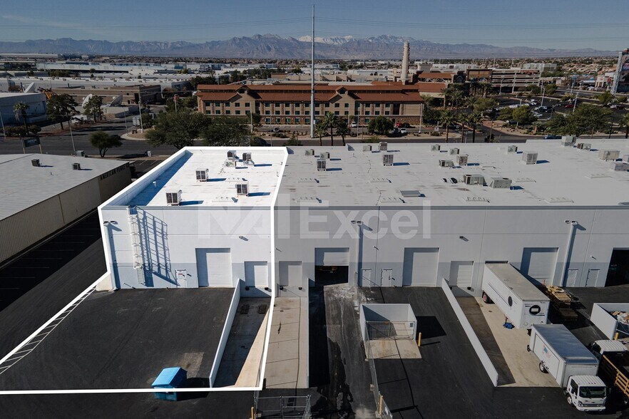 More Photos Of 4310 Losee Rd, North Las Vegas Warehouse For Lease