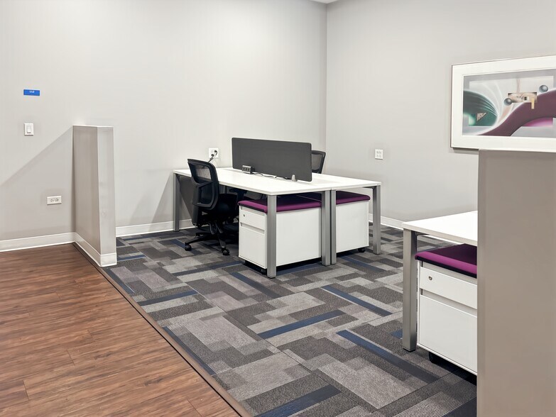More Photos Of 15631-15653 S 94th Ave, Orland Park Coworking Space