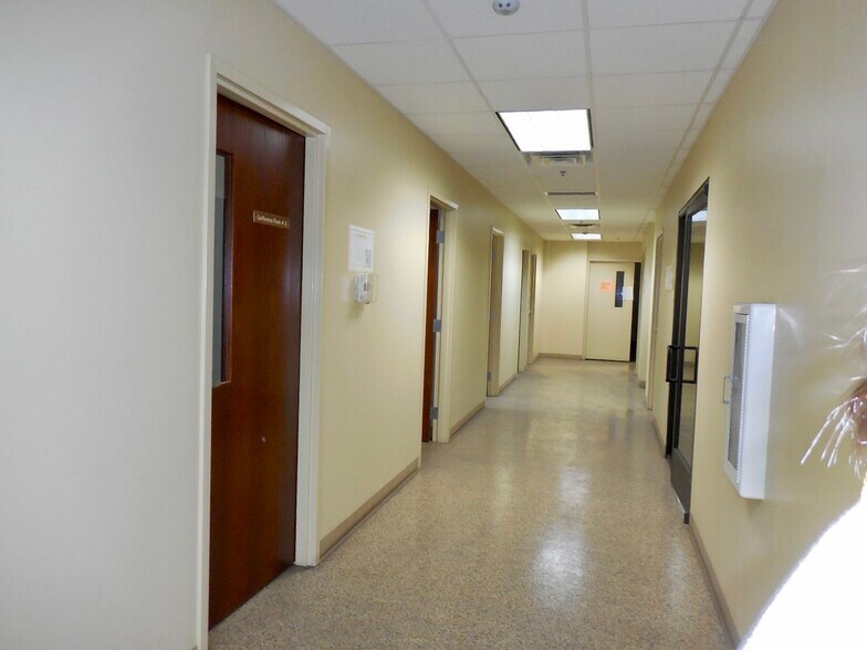 More Photos Of 400 Detroit Ave, Monroe Manufacturing For Lease