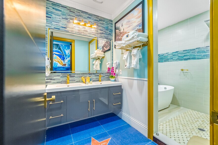 More Photos Of 1021 Fantasy Dr, Davenport Specialty For Sale
