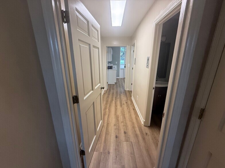 More Photos Of 5 Calendar Ct, Columbia Medical For Lease