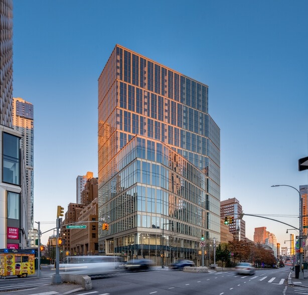 More Photos Of 141 Willoughby St, Brooklyn Office For Lease