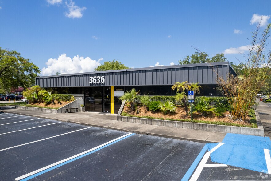Primary Photo Of 3636 University Blvd, Jacksonville Medical For Lease