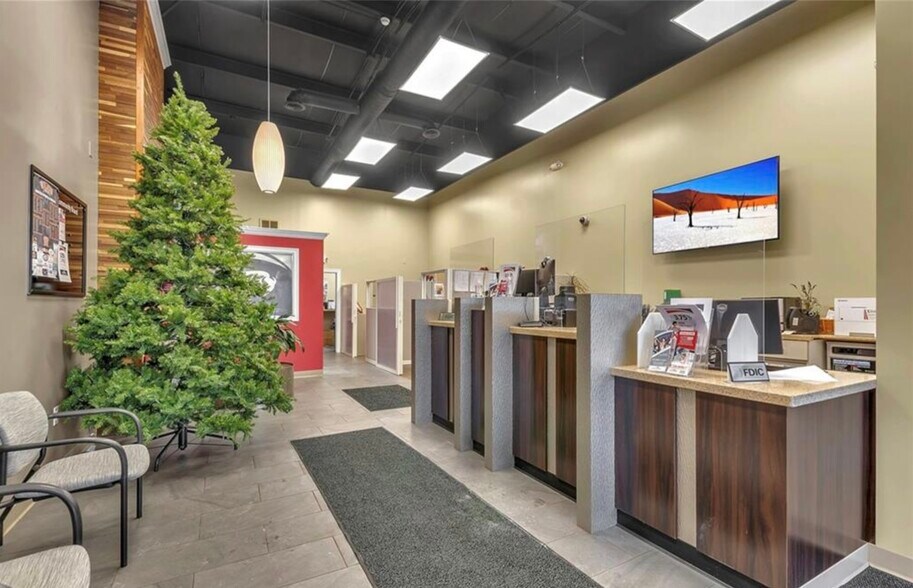 More Photos Of 638 Lake St, Wilson Freestanding For Sale