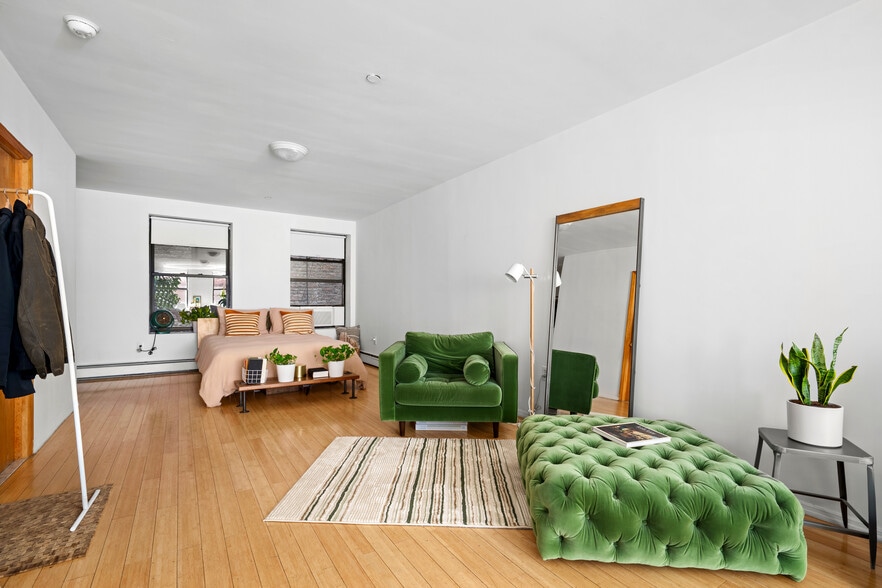 More Photos Of 183 Duane St, New York Apartments For Sale