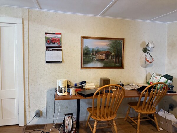 More Photos Of 4 South St, Bristol Office For Sale