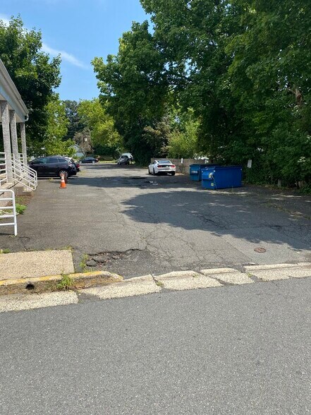 More Photos Of 287-289 S Main St, Manville Storefront Retail Residential For Sale