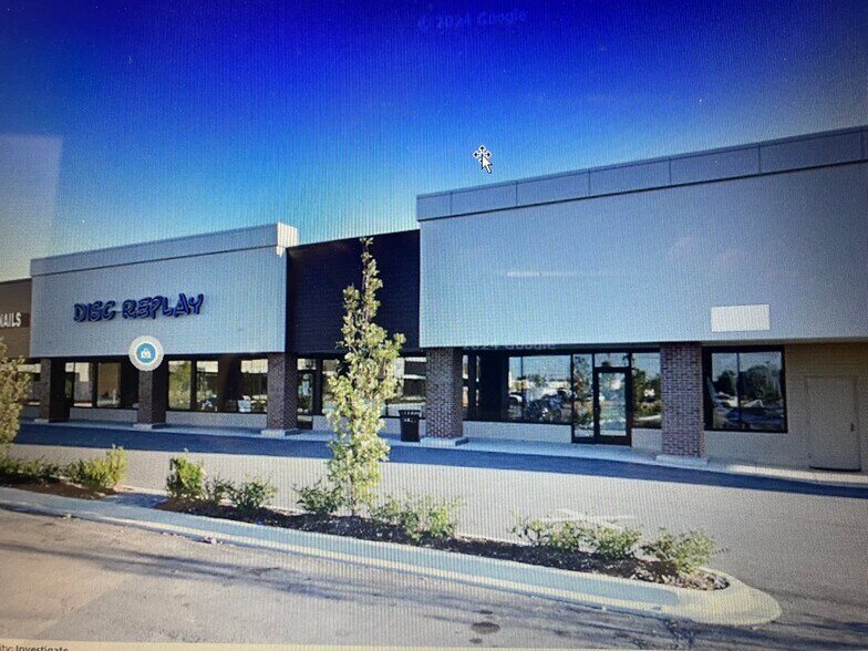 More Photos Of 15006 S LaGrange Rd, Orland Park Storefront For Lease