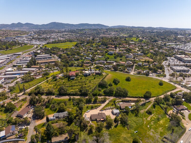 More Photos Of 0 Primrose Ave, Vista Land For Sale