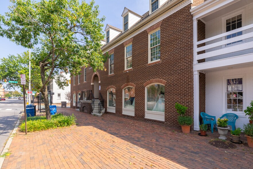 More Photos Of 223-225 N Washington St, Alexandria Office For Lease