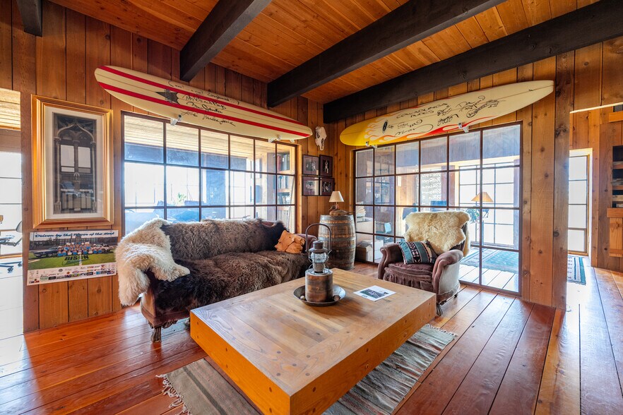 More Photos Of 3 Anaconda Hills Dr, Black Eagle Lodge Meeting Hall For Sale