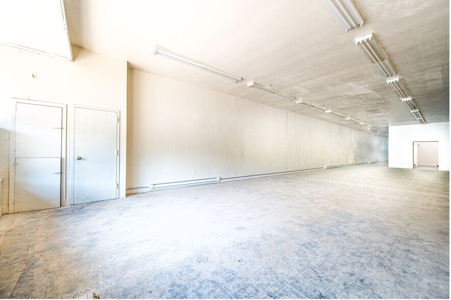 More Photos Of 136-142 S Easton Rd, Glenside Storefront Retail Office For Lease