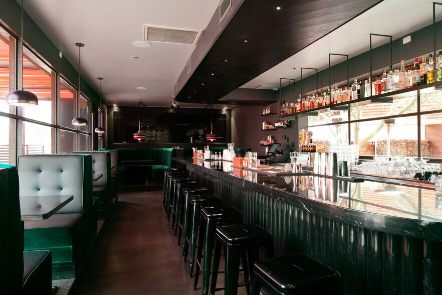 More Photos Of 3243 N 3rd St, Phoenix Restaurant For Sale