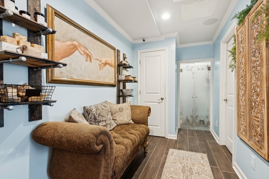 More Photos Of 504 Merrick Rd, Lynbrook Apartments For Sale