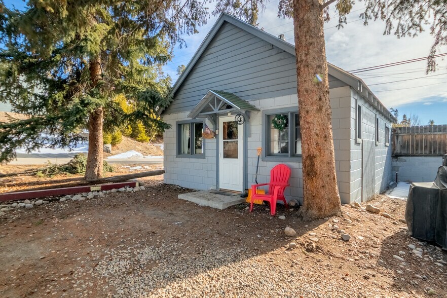 More Photos Of 416 Grand Ave, Grand Lake Hotel For Sale