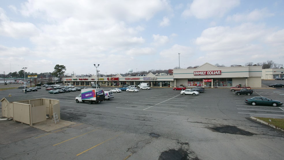 More Photos Of 441-449 E Belt Rd, Richmond Unknown For Lease