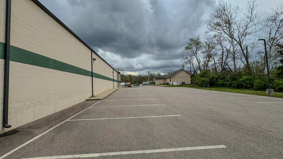 More Photos Of 1616 State Route 28, Loveland Freestanding For Sale