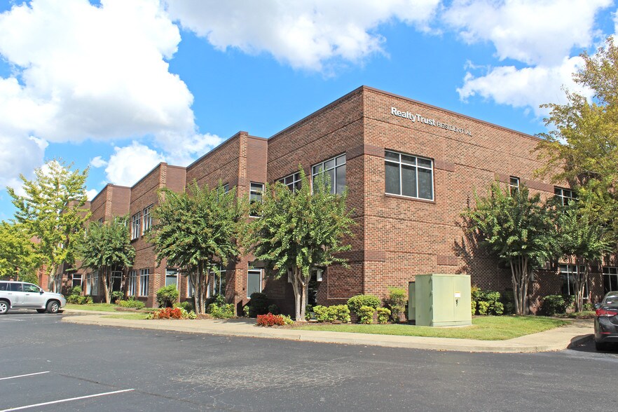 More Photos Of 1600 Westgate Cir, Brentwood Office For Lease