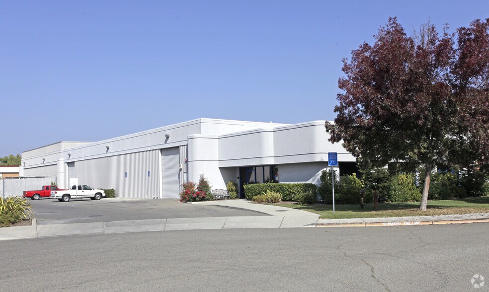 More Photos Of 3241 Darby Common, Fremont Manufacturing For Sale