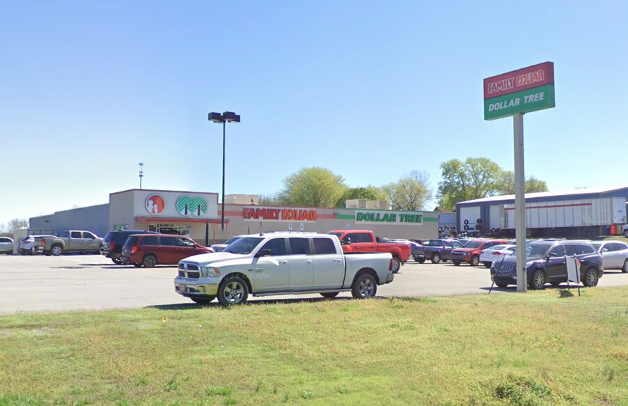 More Photos Of 720 HWY 71, Mansfield Convenience Store For Sale