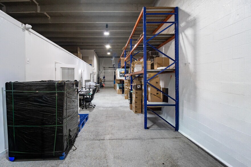 More Photos Of 3337 NW 74th Ave, Miami Warehouse For Sale