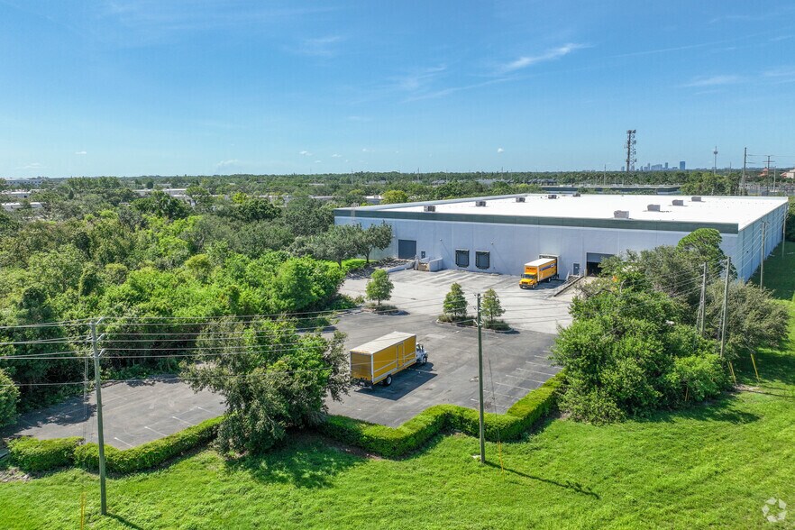 More Photos Of 2005 Gandy Blvd, Saint Petersburg Unknown For Lease