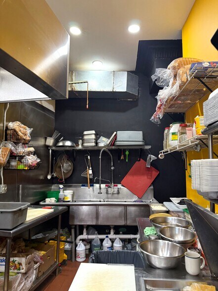 More Photos Of 201 Monticello Ave, Jersey City General Retail For Sale