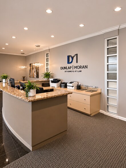 More Photos Of 22 S Links Ave, Sarasota Office For Lease