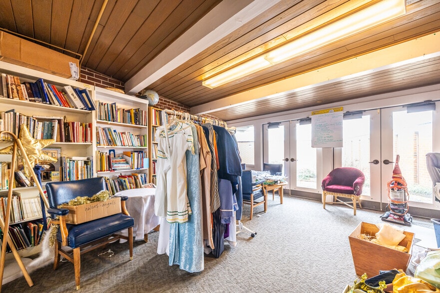 More Photos Of 1790 Lavista Rd NE, Atlanta Specialty For Lease