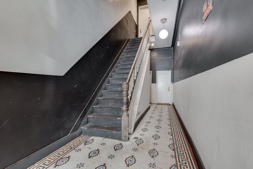 More Photos Of 555 Gates Ave, Brooklyn Apartments For Sale