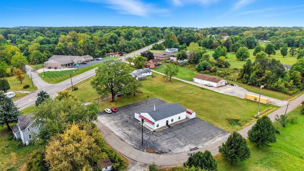 More Photos Of 1400 Paradise View St, Mansfield Office For Sale