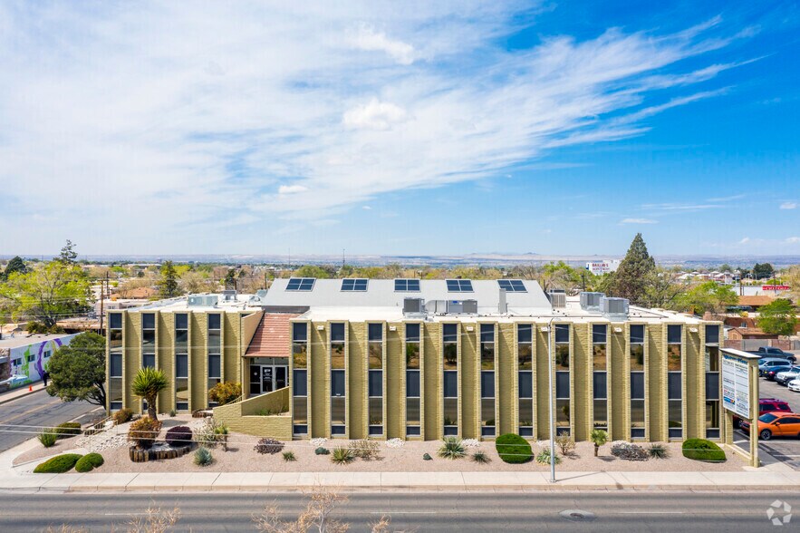 More Photos Of 2501 San Pedro NE, Albuquerque Office For Lease
