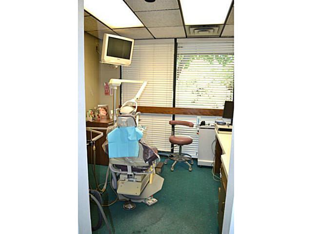 More Photos Of 2375 N Thompkins Ave, Bethany Medical For Sale